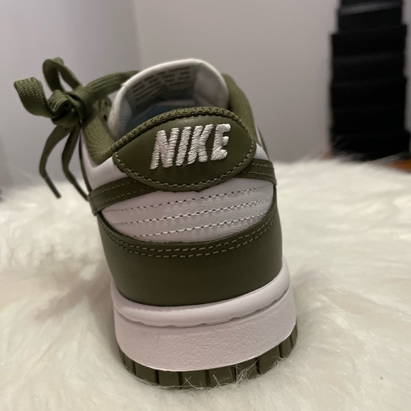 Olive Dunks - Picture 2 of 3